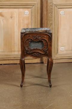 French 1890s Rococo Revival Walnut Planter with Rocailles and Floral Motifs - 3485452