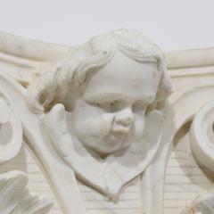 French 18th Century Carved White Marble Capital With Angel Head - 4111733