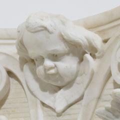 French 18th Century Carved White Marble Capital With Angel Head - 4111734