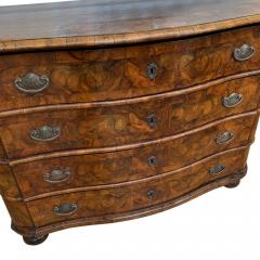 French 18th Century Chest of Drawers With Serpentine Front - 2897825