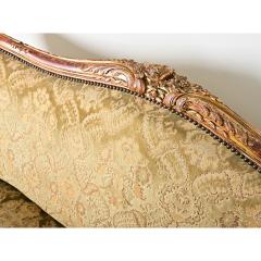 French 18th Century Louis XV Parlor Suite - 4317025