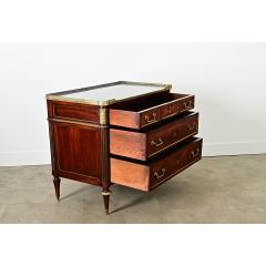 French 18th Century Louis XVI Commode - 4277703