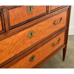 French 18th Century Louis XVI Period Commode - 4147503