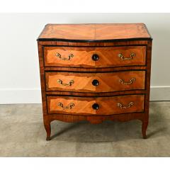 French 18th Century Marquetry Commode - 3627098