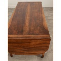 French 18th Century Walnut Drop Leaf Dining Table - 2909928