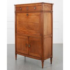 French 18th Century Walnut Secre taire a Abattant - 2455100