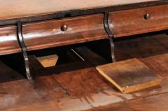 French 18th Century Walnut Slant Front Desk on Three Drawer Commode en Arbal te - 3422791