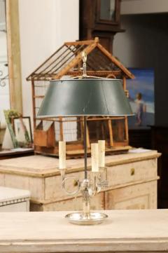 French 1900s Silvered Bronze Bouillotte Table Lamp with Horns and Green Shade - 3498521