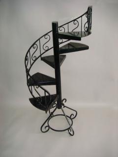 French 1940s Black Lacquered Metal Circular Display Staircase - 352501