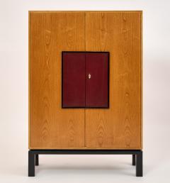 French 1950s Pair of HIgh Cabinets in Oak and Leather - 4496360