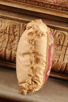 French 19th Century Aubusson Tapestry Pillow with Floral Decor and Tassels - 3461619