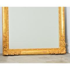 French 19th Century Floral Gold Gilt Mirror - 4578218