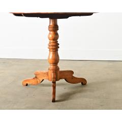 French 19th Century Fruitwood Pedestal Table - 4254574