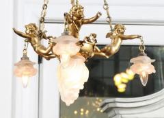 French 19th Century Gilt Metal Chandelier with Three Cherubs Holding the Lights - 3426959