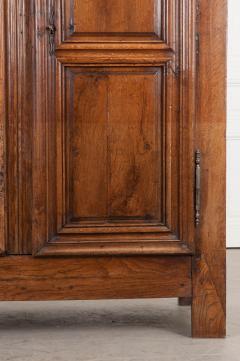 French 19th Century Louis XIII Style Oak Armoire - 1075266