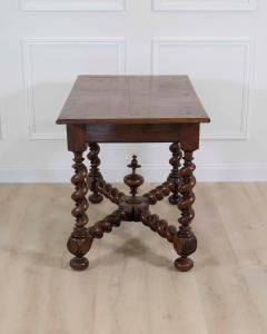 French 19th Century Louis XIII Style Walnut Table - 4707246