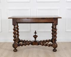 French 19th Century Louis XIII Style Walnut Table - 4707269