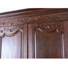 French 19th Century Louis XV Style Carved Oak Armoire - 4811919