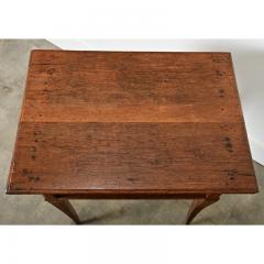 French 19th Century Louis XV Style Oak Side Table - 4147363