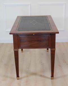 French 19th Century Louis XVI Style Leather Top Desk - 4707316