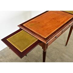 French 19th Century Louis XVI Style Petite Writing Desk - 4215673