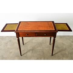 French 19th Century Louis XVI Style Petite Writing Desk - 4215695