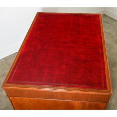 French 19th Century Mahogany Leather Partners Desk - 4317076