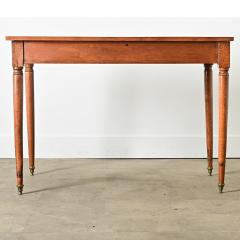 French 19th Century Mahogany Petite Writing Desk - 4254511