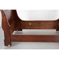 French 19th Century Mahogany Sleigh Bed - 2084680