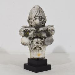 French 19th Century Neo Gothic Marble finial - 4509101