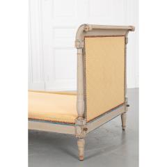 French 19th Century Neoclassical Style Bed - 2052293