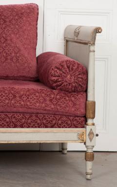 French 19th Century Neoclassical Style Daybed - 1199294