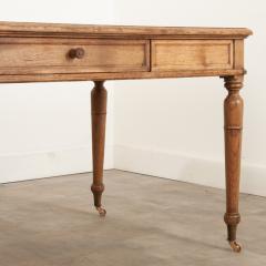 French 19th Century Oak Dining Table - 3192392