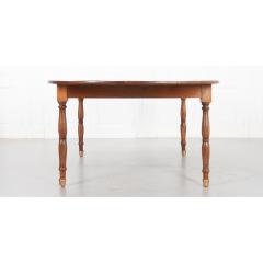 French 19th Century Oval Walnut Table - 3593712