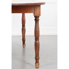 French 19th Century Oval Walnut Table - 3593717