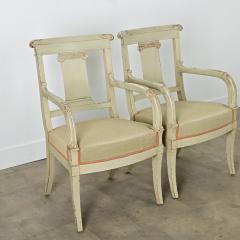 French 19th Century Pair of Directoire Fauteuils - 4150066