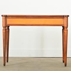French 19th Century Petite Louis XVI Style Writing Desk - 4244109