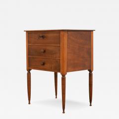 French 19th Century Petite Walnut Commode - 3048305