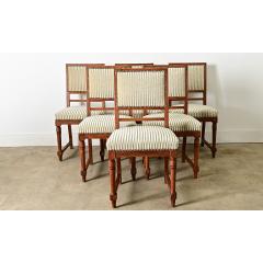French 19th Century Set of Six Carved Oak Dining Chairs - 4473297