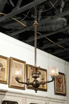 French 19th Century Three Light Bronze and Baccarat Chandelier with Cherubs - 3422655