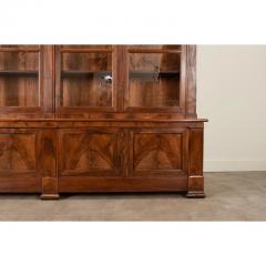 French 19th Century Walnut Bibliotheque - 2892799