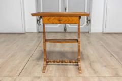 French 19th Century Walnut Cherry and Mahogany Tray Top Table with Marquetry - 3715252