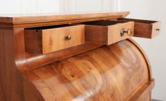 French 19th Century Walnut Roll Top Desk - 1529326