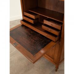 French 19th Century Walnut Secre taire a Abattant - 3002693