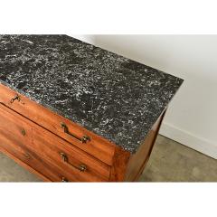 French 19th Century Walnut and Marble Commode - 4437609