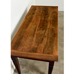 French 19th Century Walnut and Oak Dining Table - 3919708