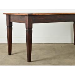 French 19th Century Walnut and Oak Dining Table - 3919730