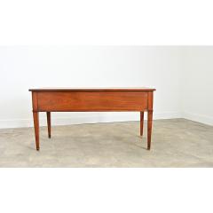 French 20th Century Mahogany and Leather top Desk - 4596592
