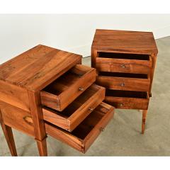 French 20th Century Pair of Walnut Bedside Tables - 4097302