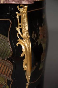 French Antique Louis XV Style Gilt Bronze Mounted Chinoiserie Commode - 3710903